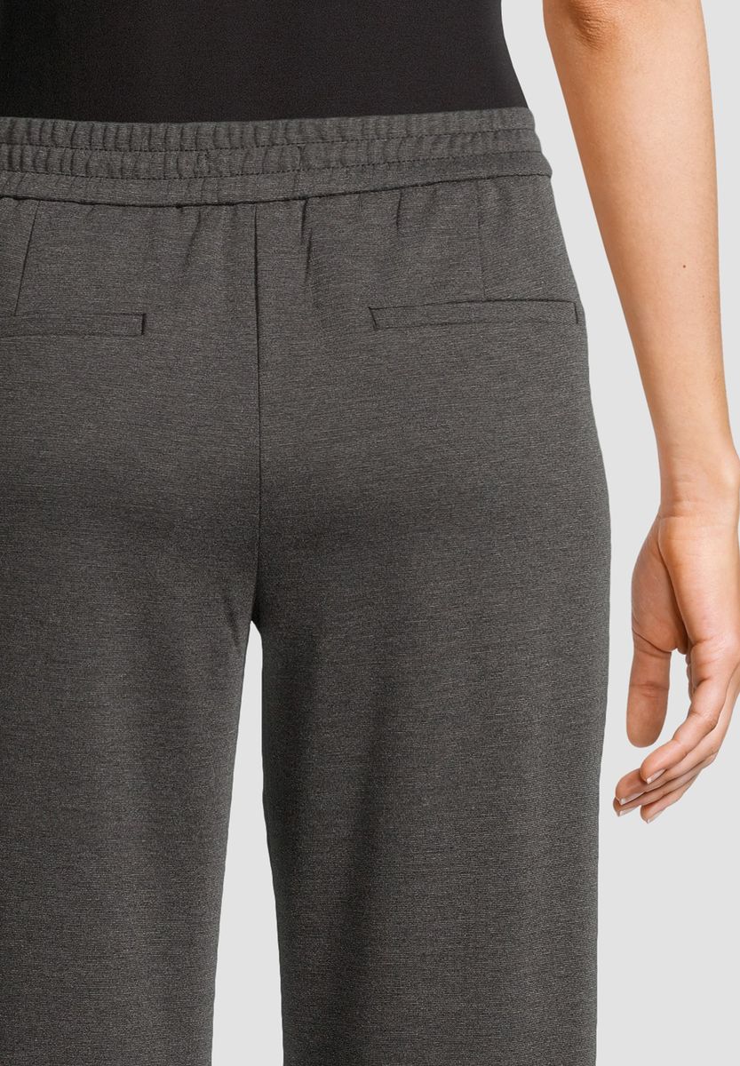 Relaxte Hose mit Kordelzug