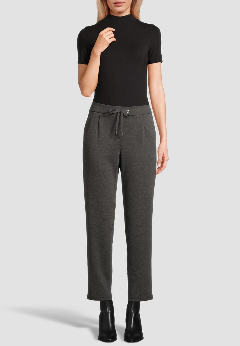Relaxte Hose mit Kordelzug