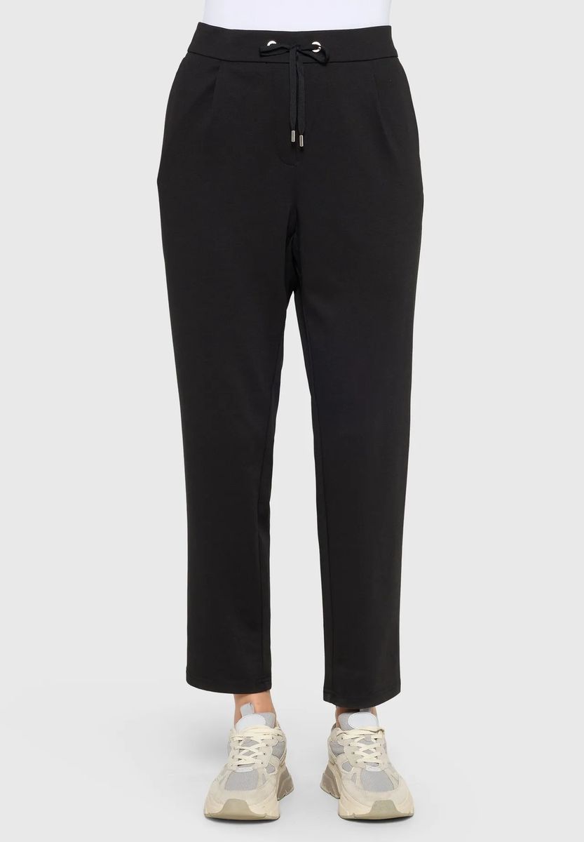 Stoffhose mit Kordelzug und Falten