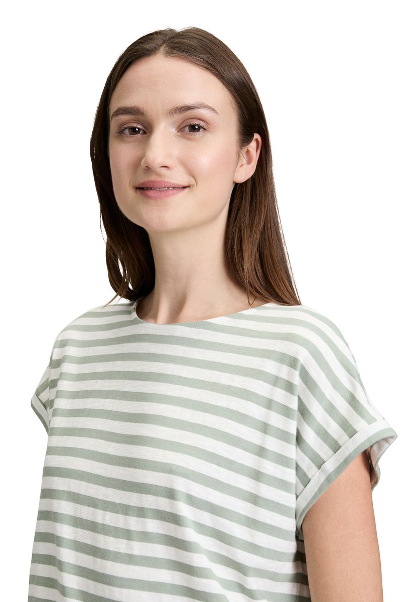 Ringelshirt mit überschnittenen Schultern