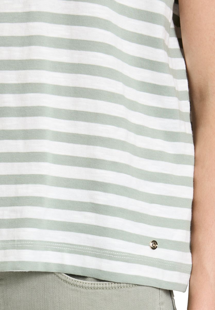 Ringelshirt mit überschnittenen Schultern