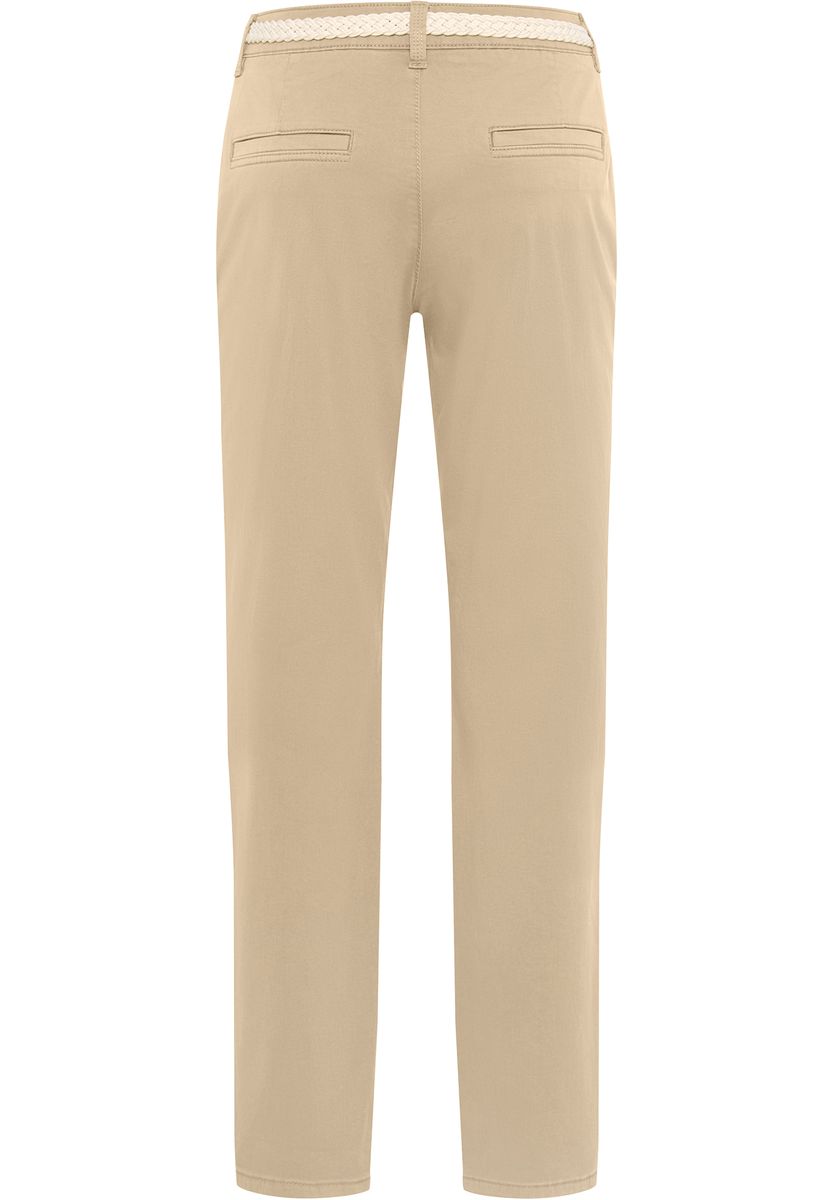 Klassische Tapered Chinos mit Gürtel
