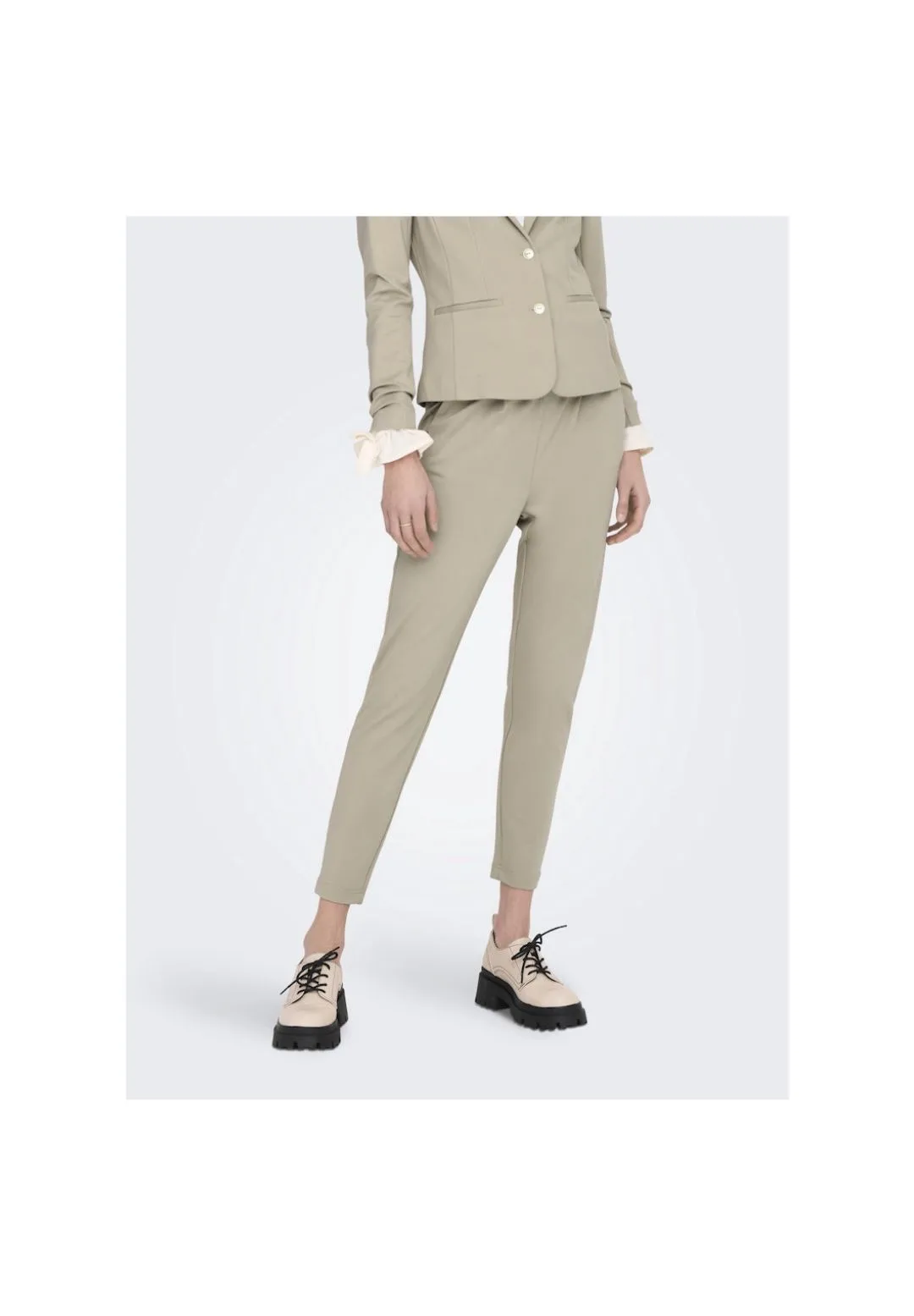 Taperte Faltenhose mit Kordelzug
