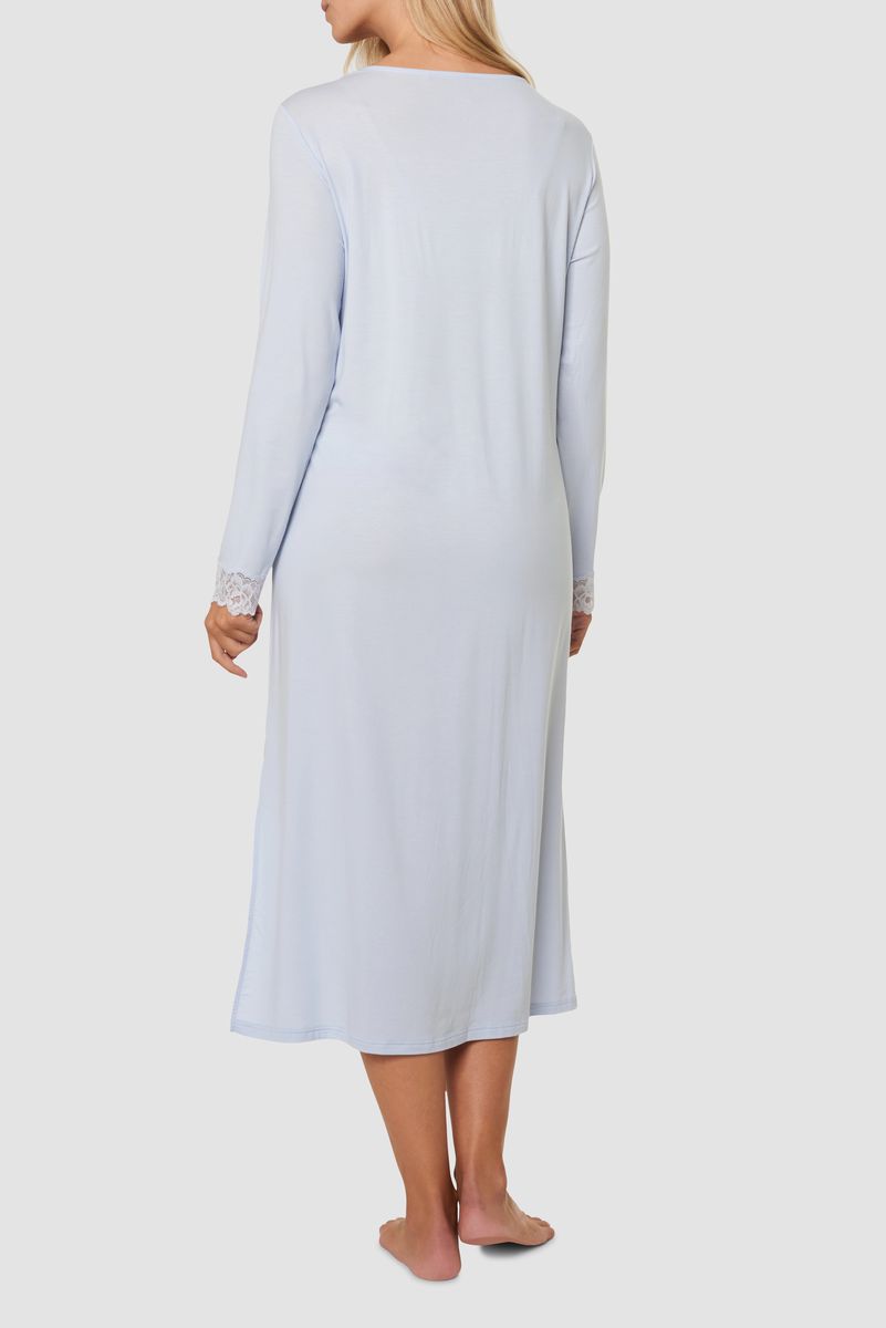 Elegantes Nachthemd mit Spitzendetails
