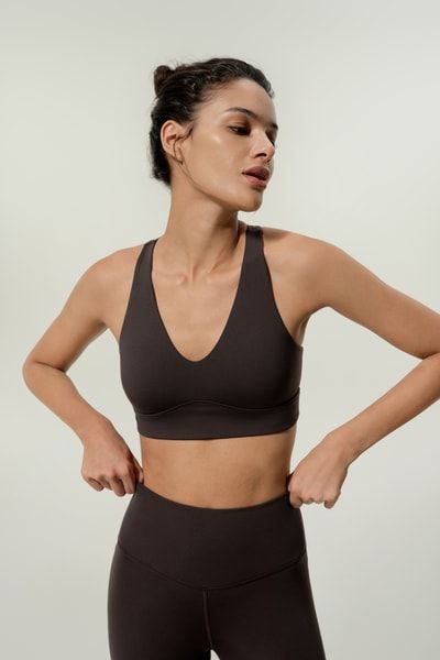 Nahtloser Sport-BH aus Seidenmischung