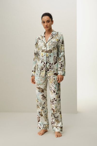 Klassisches Seidenpyjama-Set mit Sternzeichen