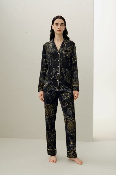 Seiden-Pyjama-Set mit Sternbild-Print