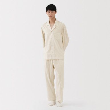 Handgewebtes Khadi-Set im Manufakturstil
