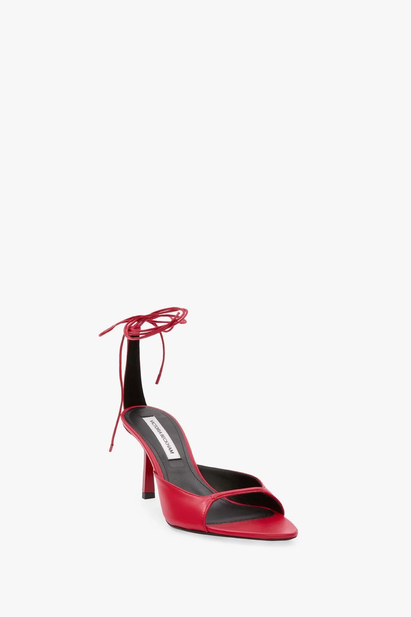 Riemchen-Stilettos mit mandelförmiger Zehenpartie