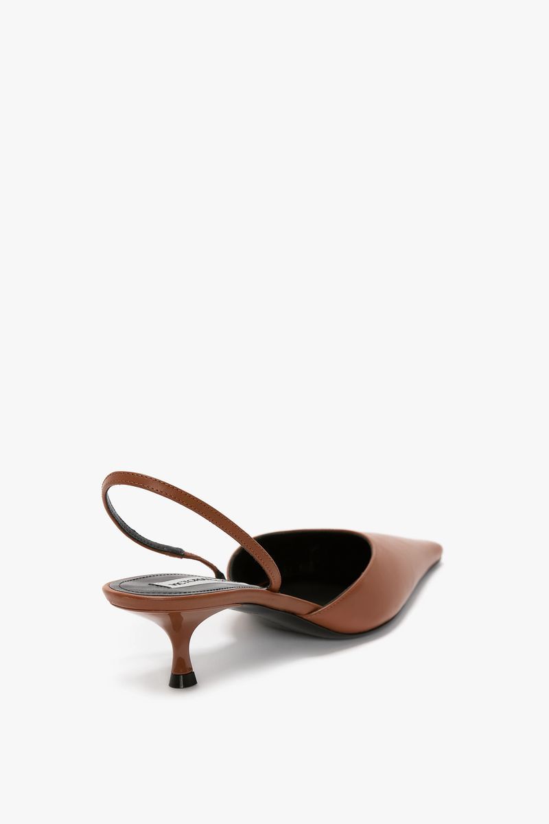 Spitz zulaufende Slingback-Pumps aus Leder