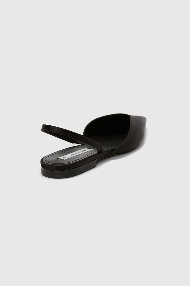Satin-Slingback-Flats mit spitzer Kappe