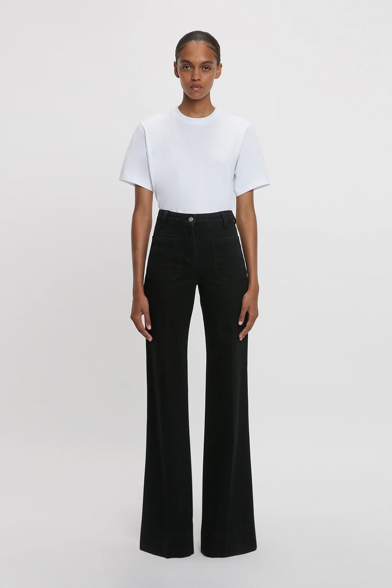 Hoch taillierte Jeans mit weitem Bein