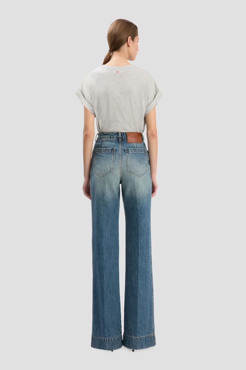 Weit geschnittene Jeans mit hoher Taille