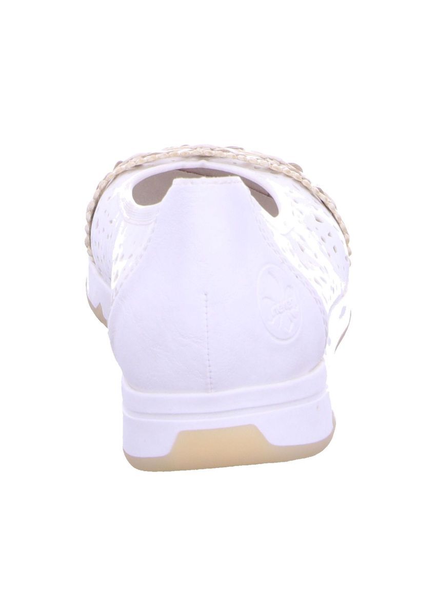 Perforierte Slipper mit dekorativem Riemen