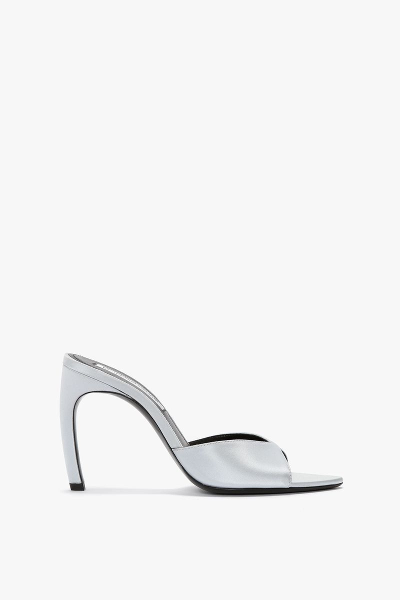 Harlow Satin-Mules mit offener Zehenpartie