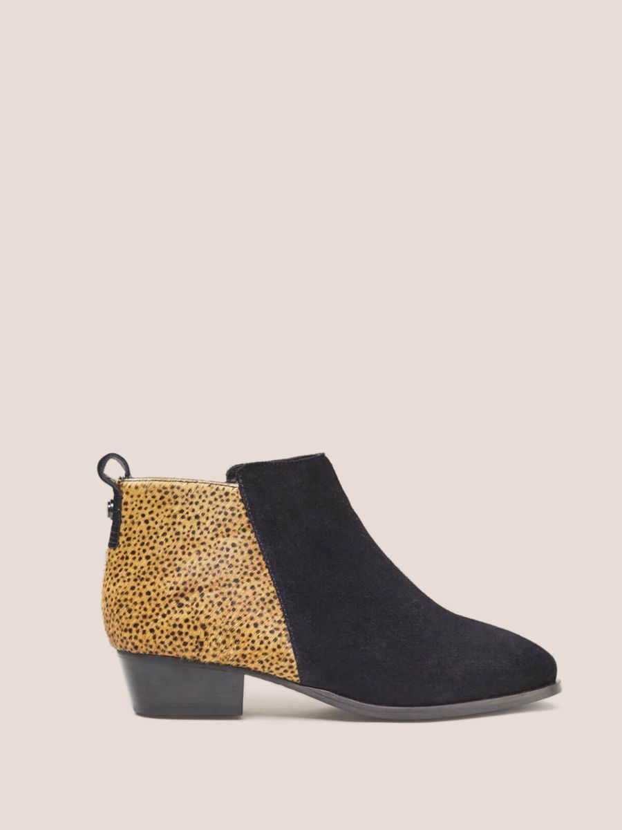 Stiefeletten aus Wildleder mit Tiermuster
