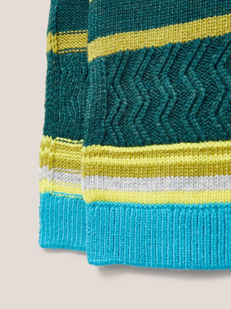 Bunter gestreifter Strickschal