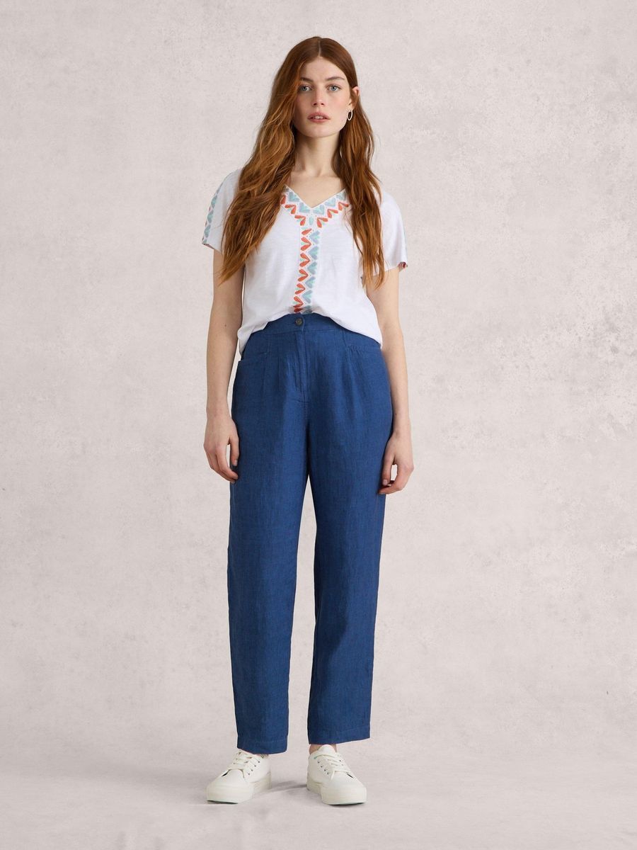 Schmal zulaufende Leinenhose mit Bundfalten