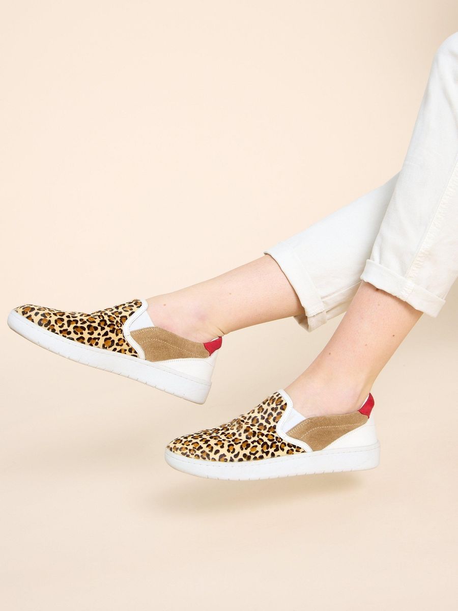 Slip-On-Sneaker mit Animal-Print
