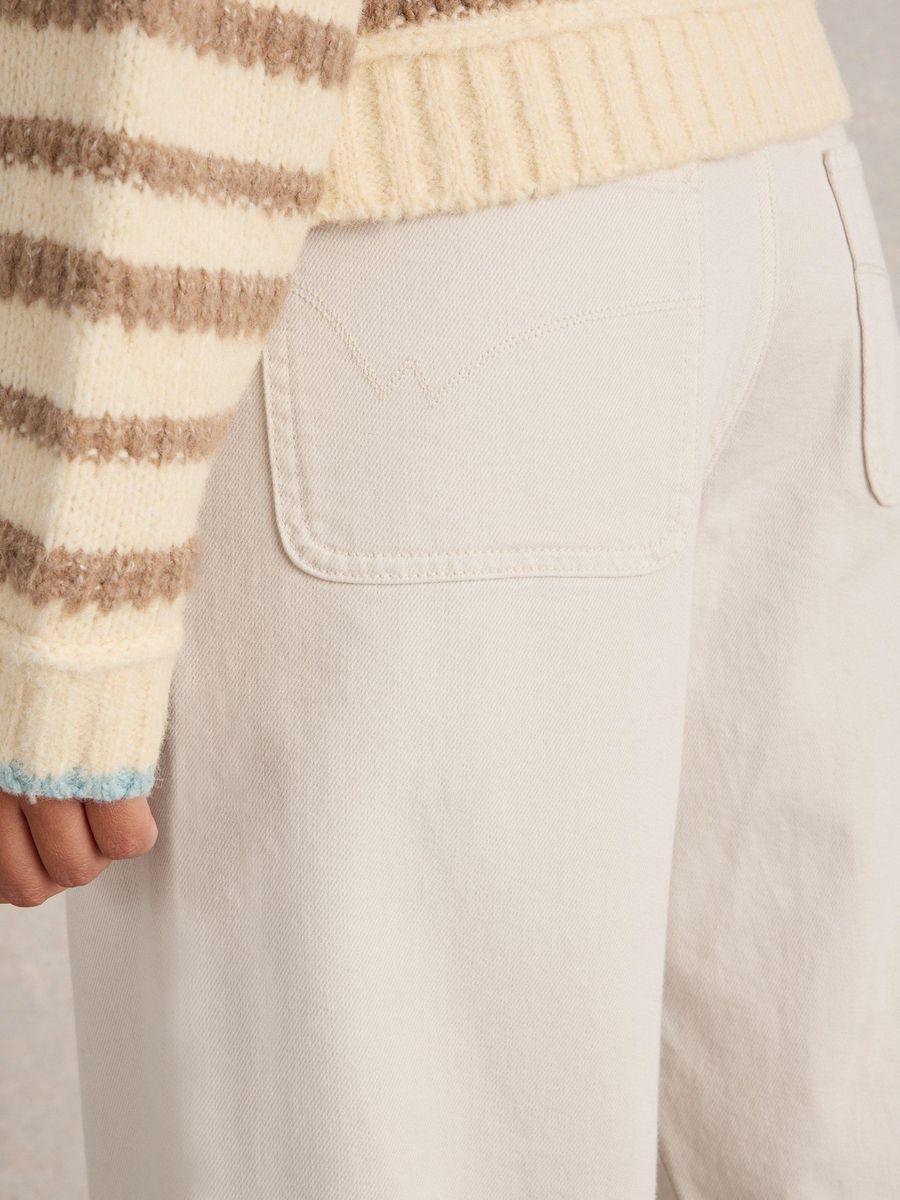 Cropped-Jeans mit weitem Bein