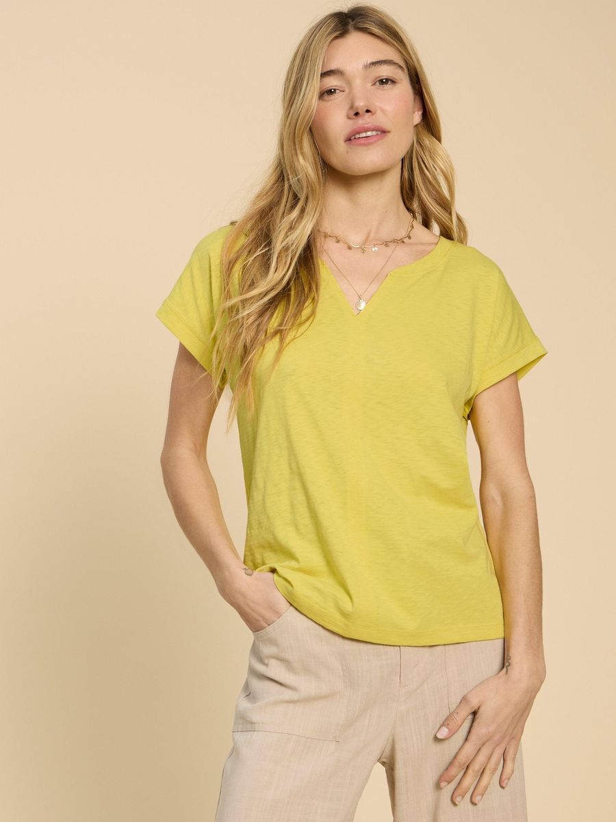 Baumwoll-T-Shirt mit Keilausschnitt