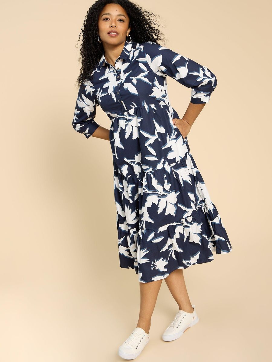 Gestuftes Blusenkleid mit Blumenmuster