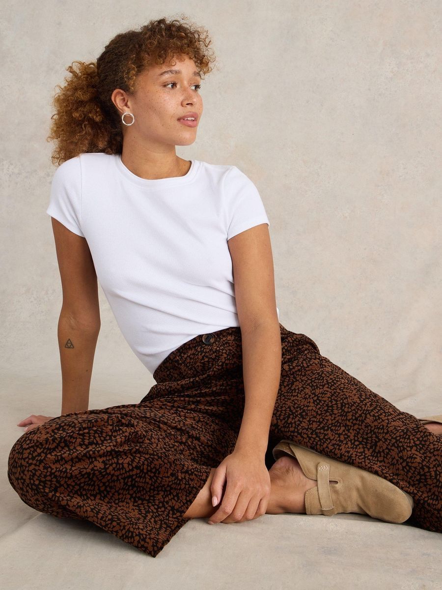 Gemusterte Cord-Culotte mit weitem Bein