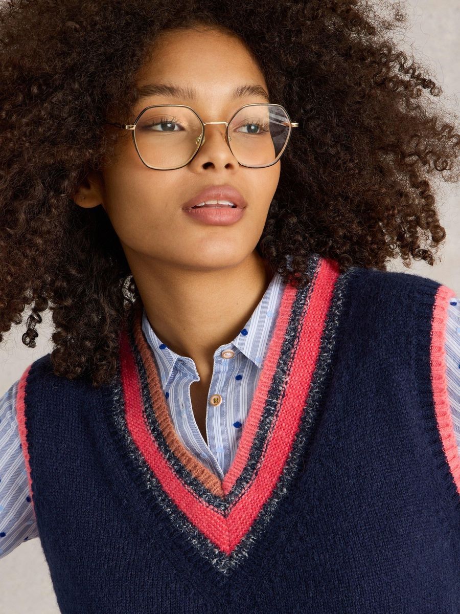 Bequeme Strickweste mit V-Ausschnitt