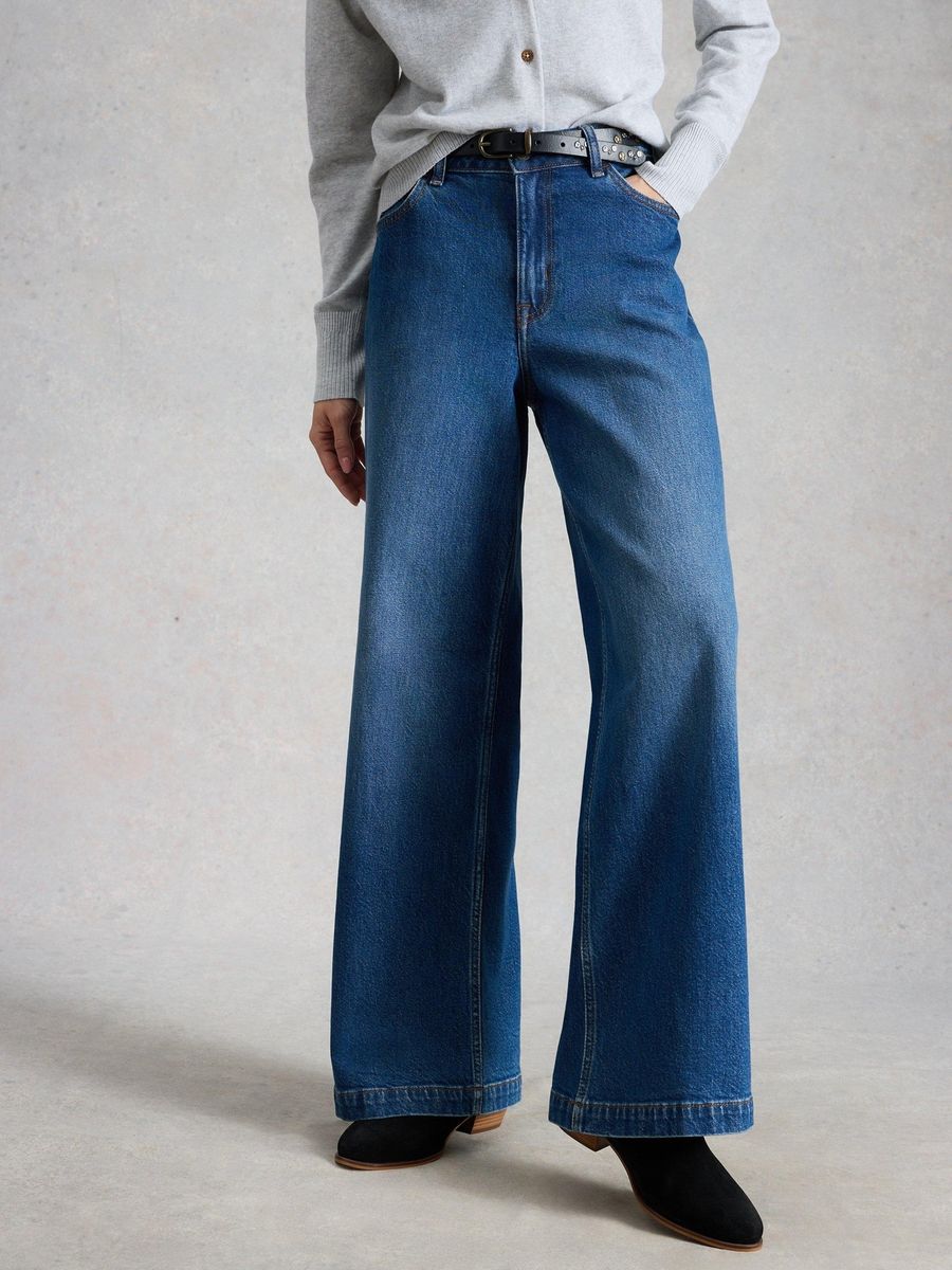 Hochtaillierte Jeans mit weitem Bein
