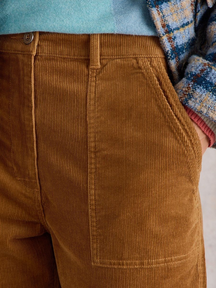 Cordhose mit entspanntem geraden Bein