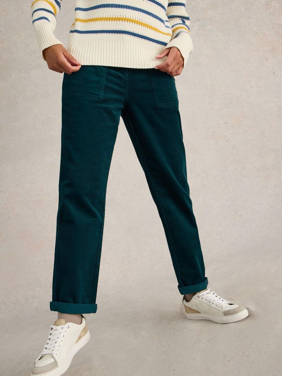 Cordhose mit entspanntem geraden Bein