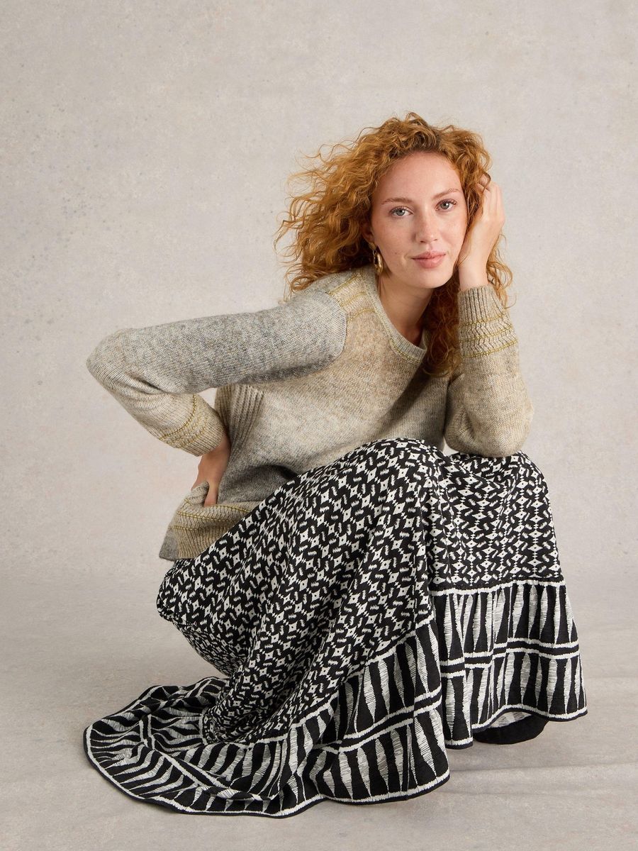 Weicher Ombre-Strickpullover mit Tasche