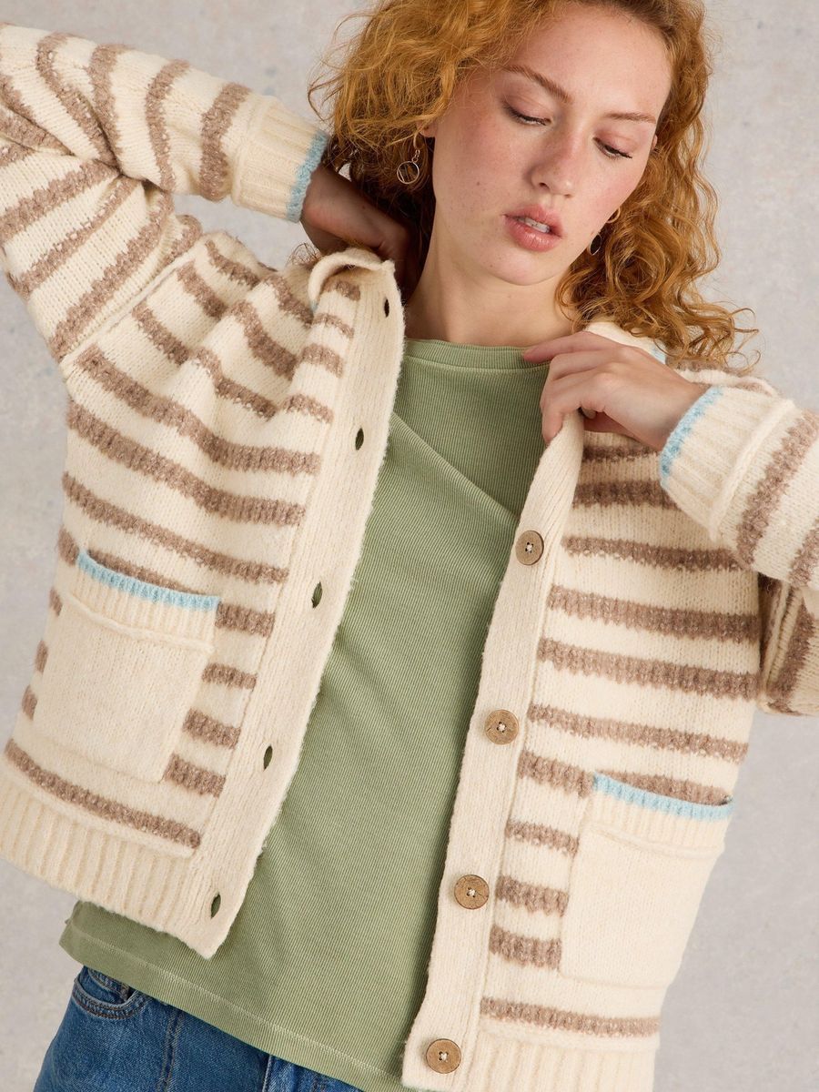 Gestreifte Strickjacke mit Kragen