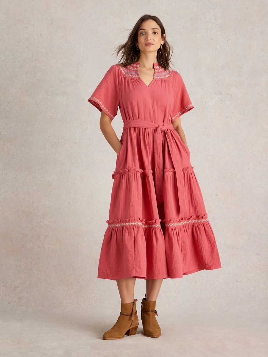 Besticktes gestuftes Baumwoll-Midikleid