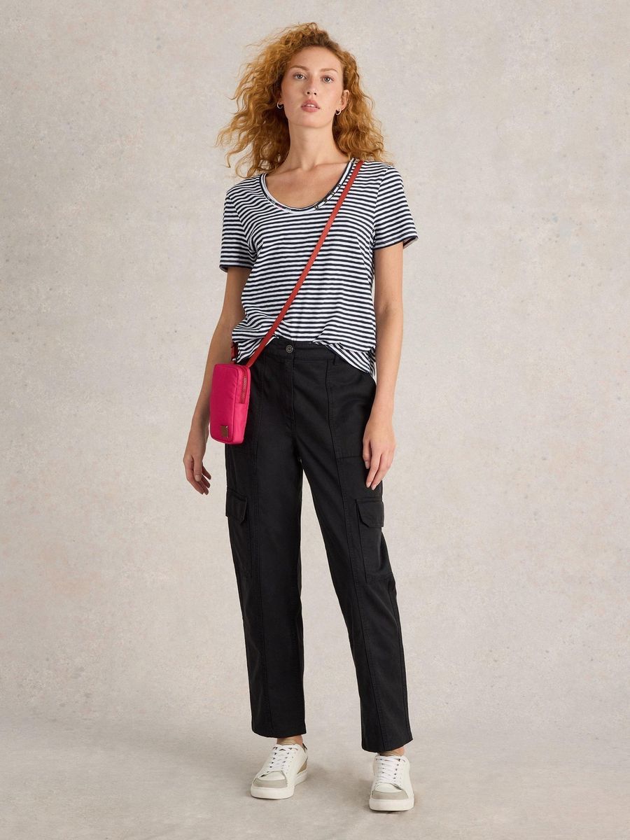 Gestreiftes Shirt mit Knopf-Details