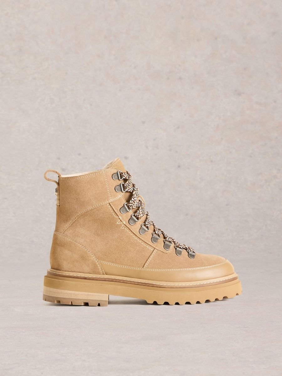 Gefütterte Wanderstiefel aus Wildleder