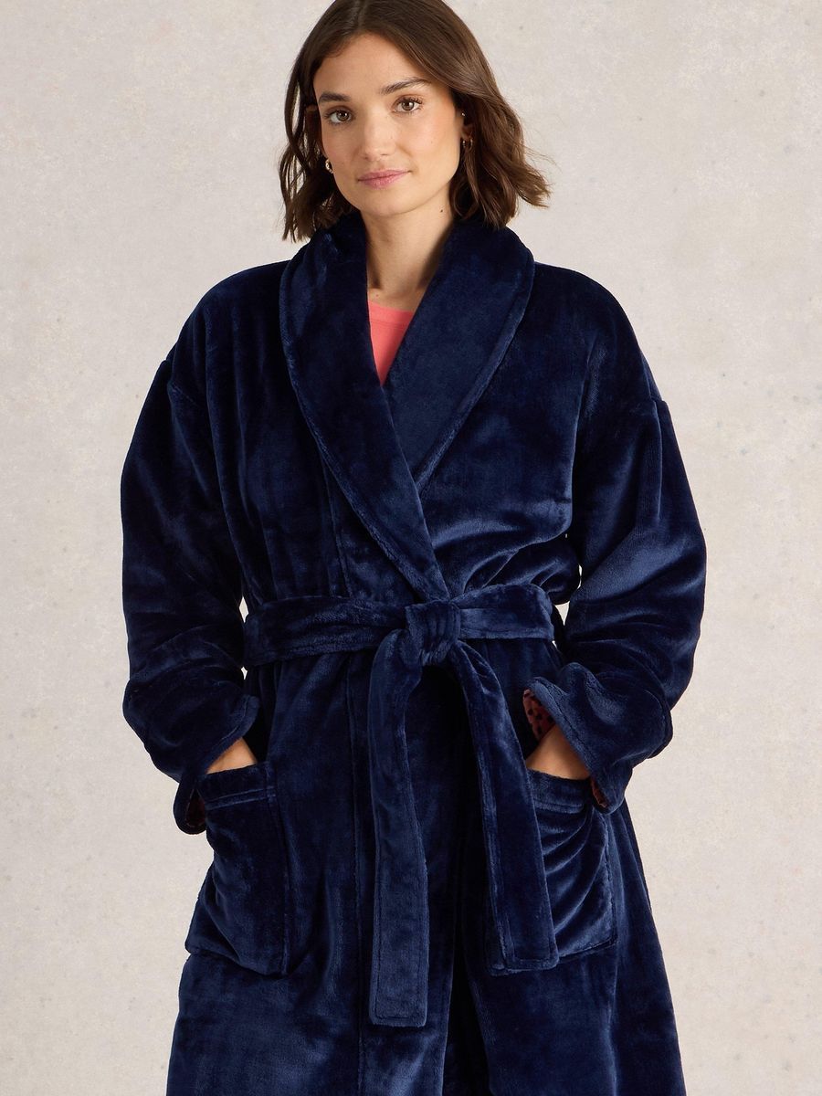 Flauschiger Bademantel aus Recycling-Polyester