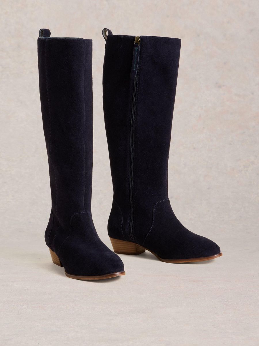 Kniehohe Wildlederstiefel mit weiter Passform