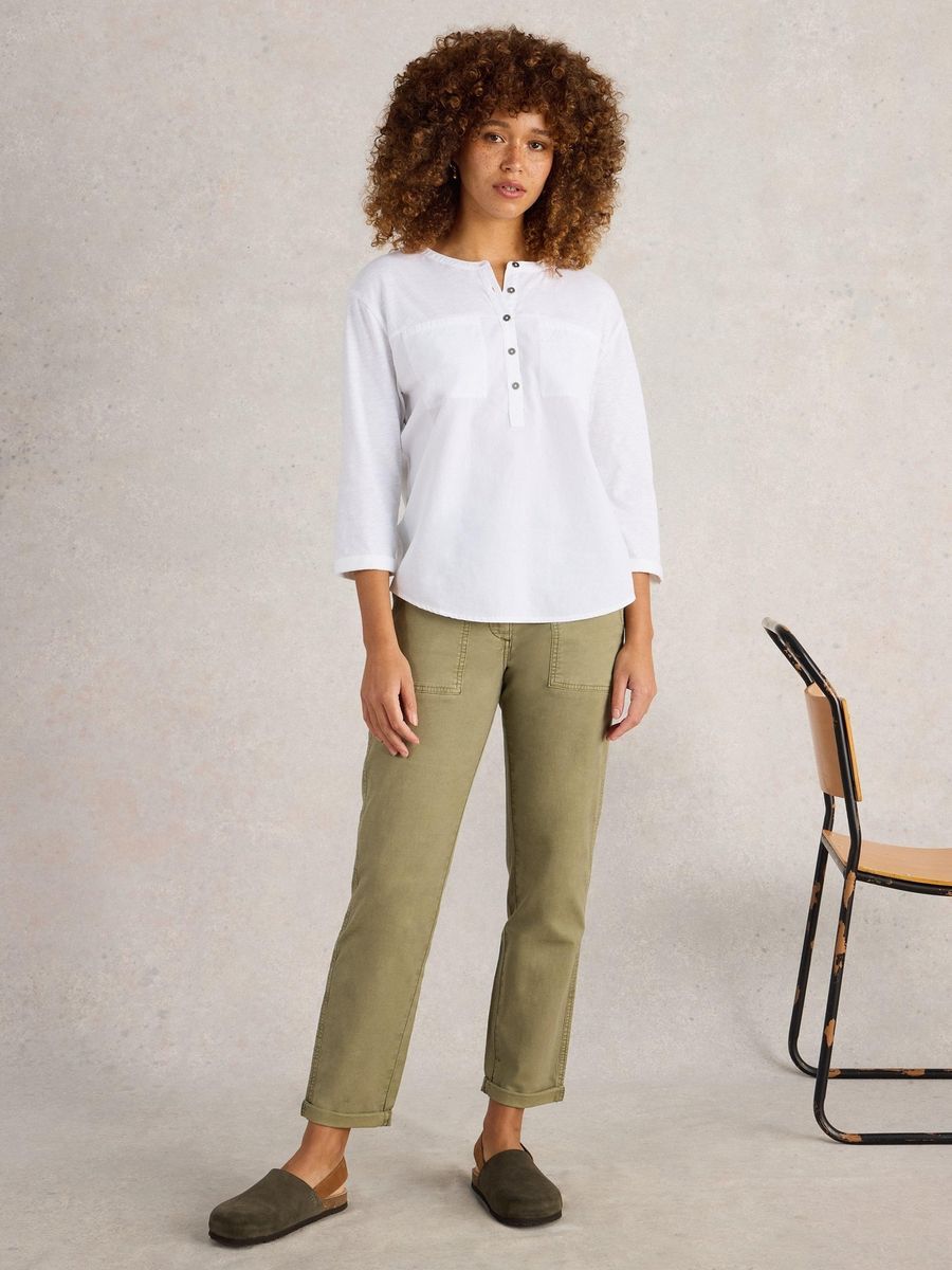 Kragenloses 3/4-Arm Baumwollshirt