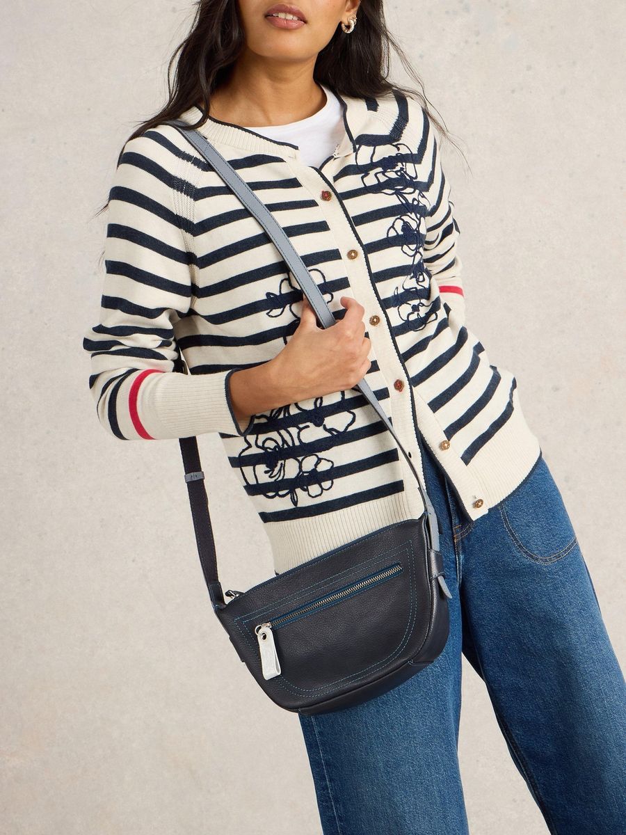 Caro Crossbody-Tasche aus Narbenleder