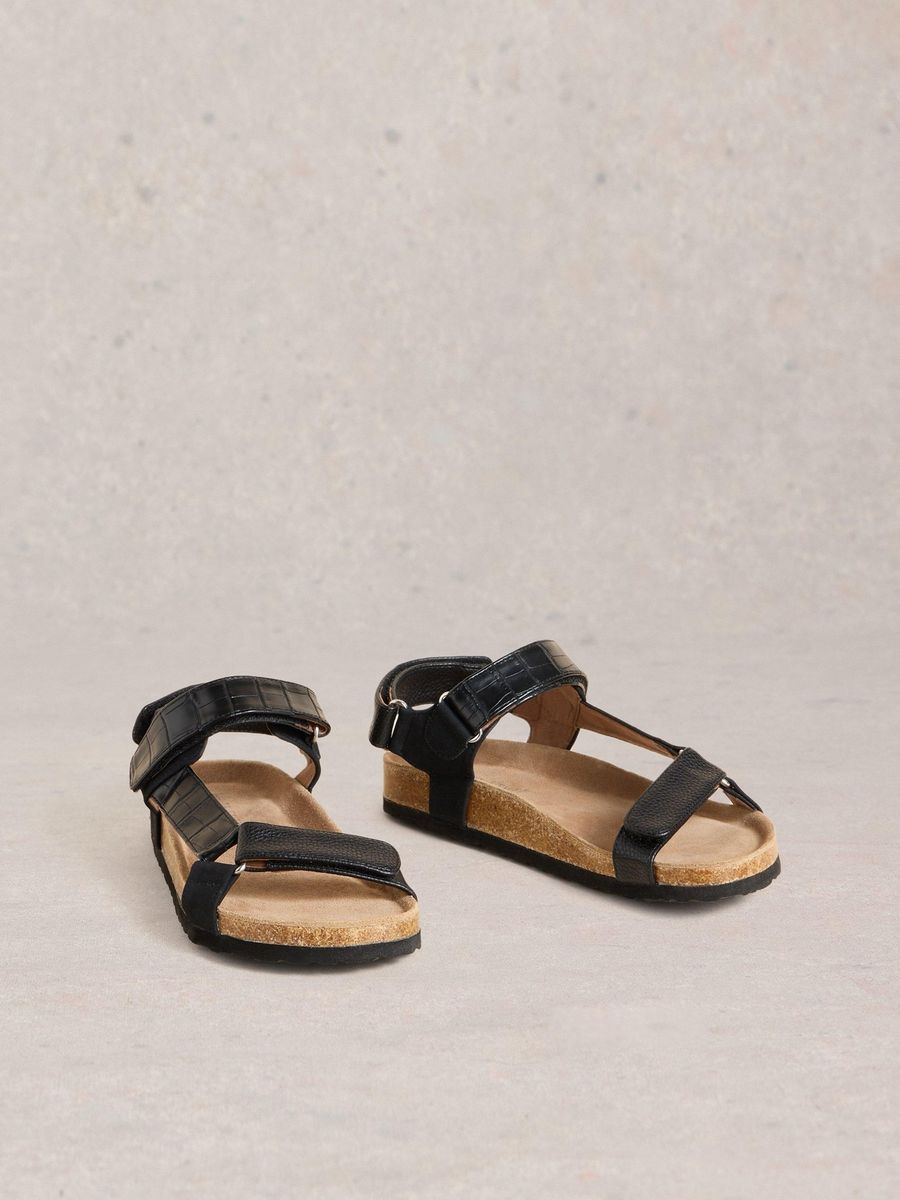 Trekking-Sandalen mit Kroko-Prägung