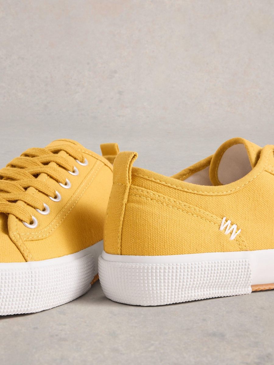 Klassische Low-Top Canvas-Sneaker