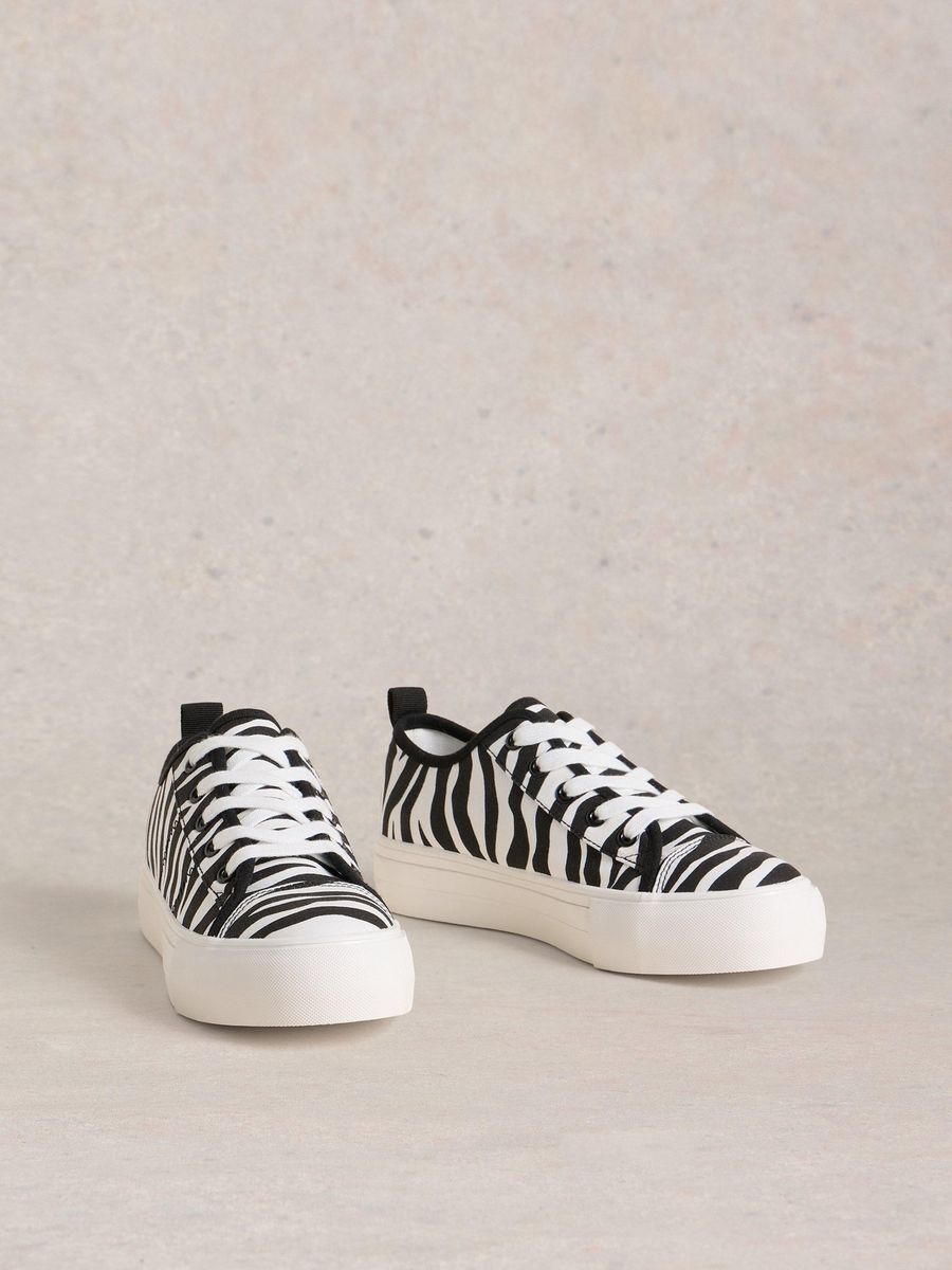 Plateau-Sneaker mit Zebramuster aus Canvas