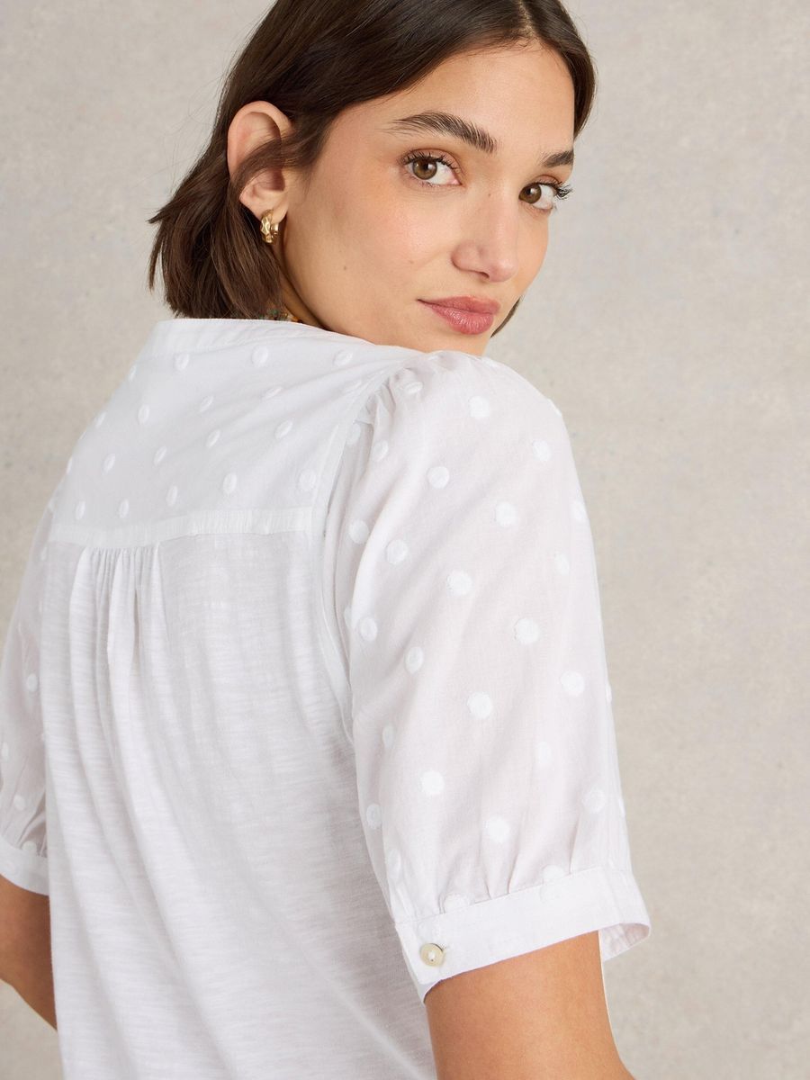 Luftige Bestickte Bio-Baumwoll-Bluse