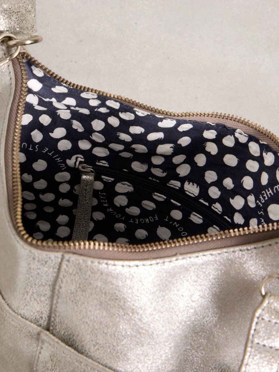 Vielseitige Hobo-Tasche aus genarbtem Leder