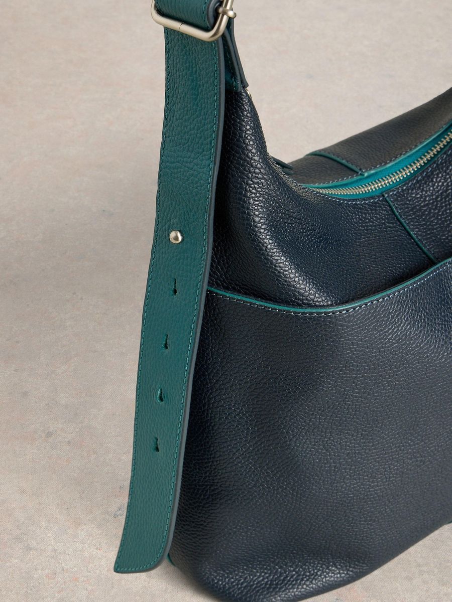 Vielseitige Hobo-Tasche aus genarbtem Leder
