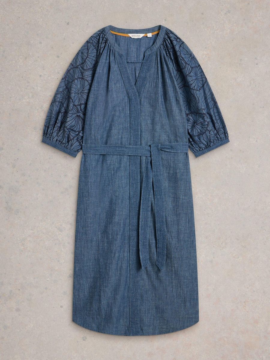 Chambray-Midikleid mit Gürtel