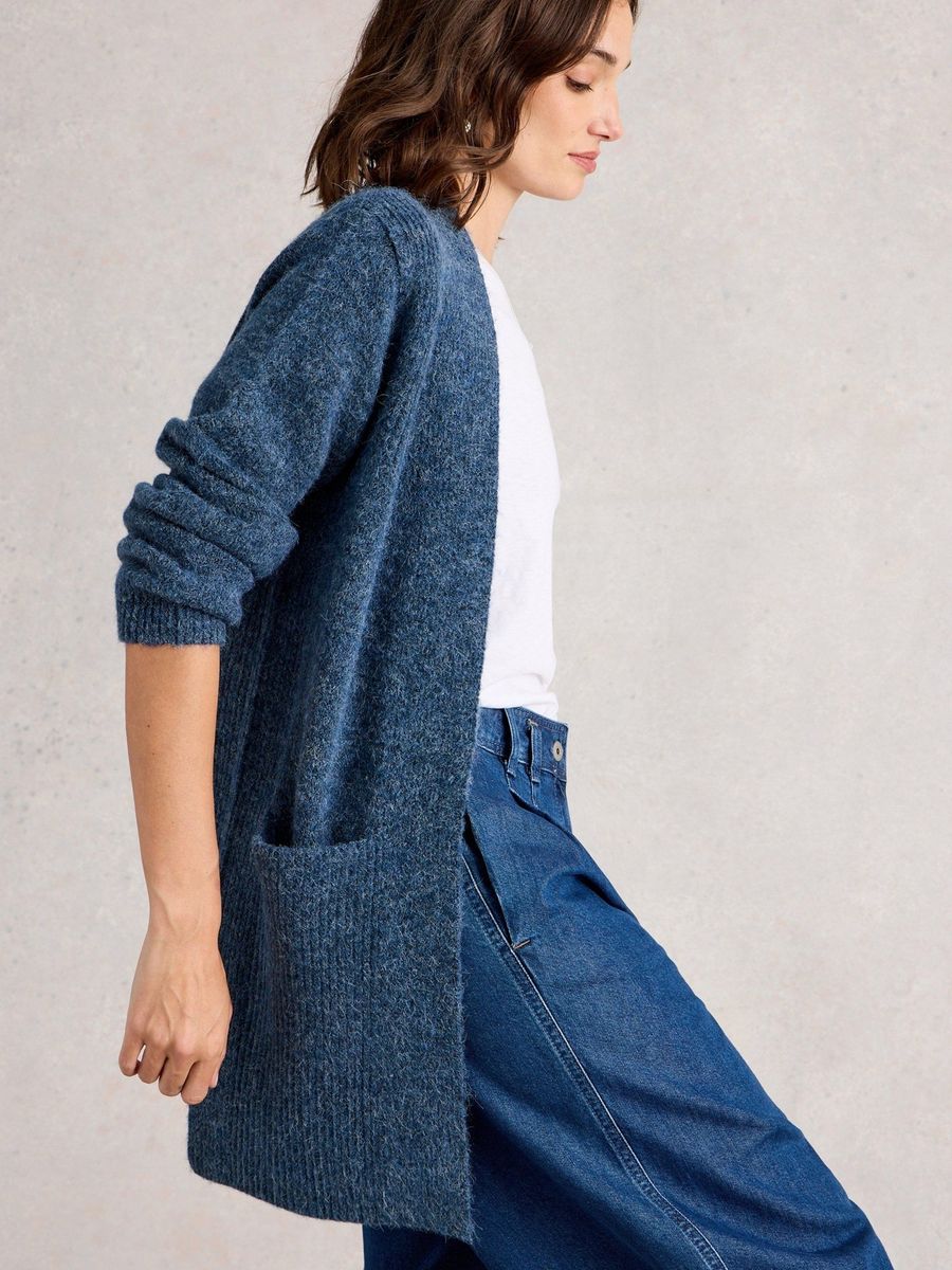 Lange kuschelige Strickjacke mit Taschen