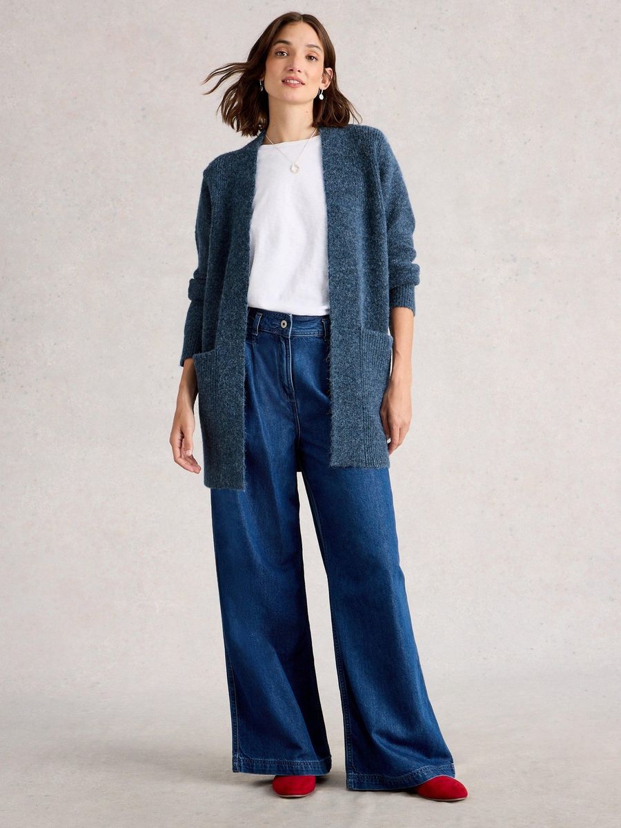 Lange kuschelige Strickjacke mit Taschen
