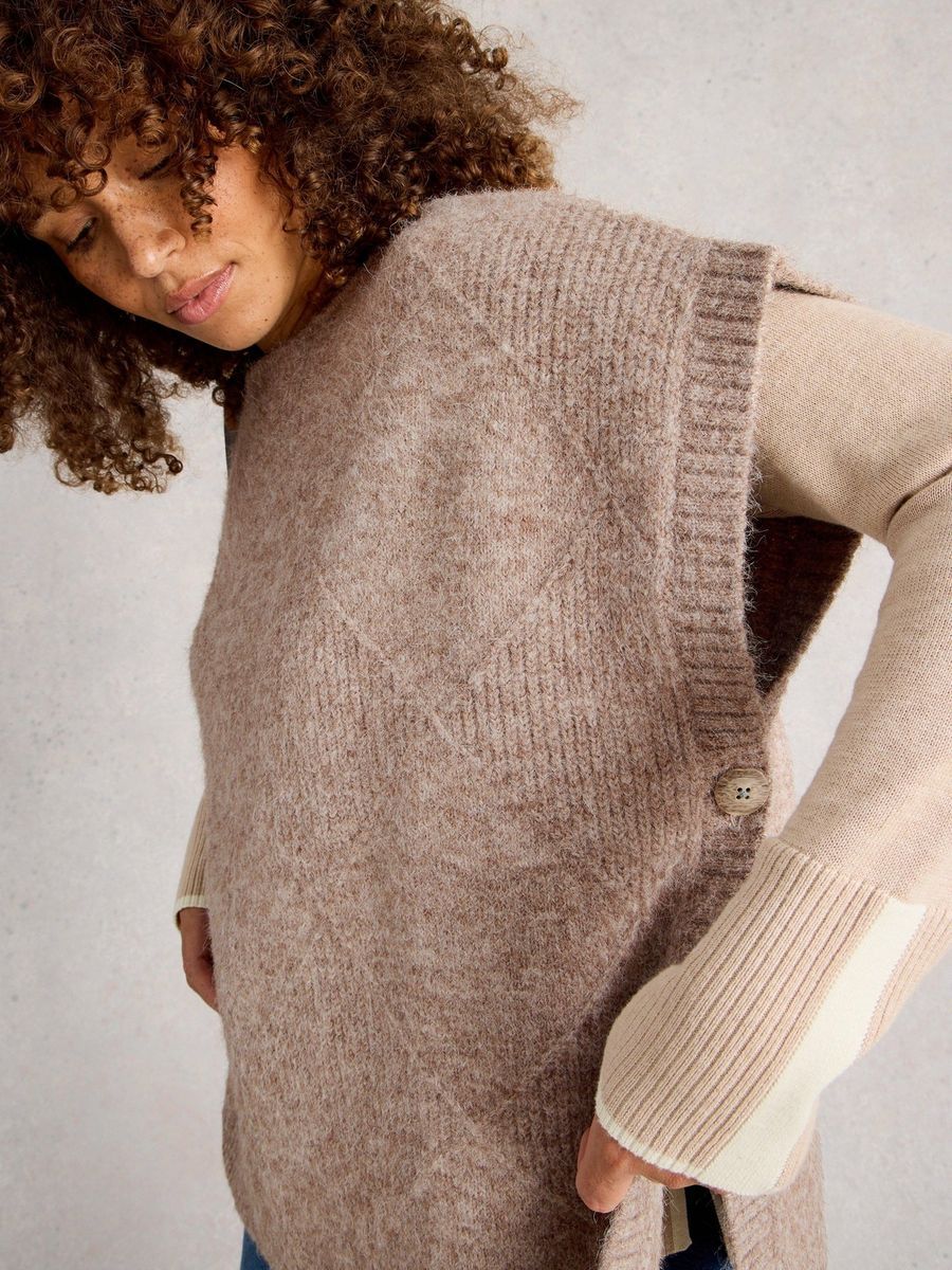 Oversize-Strickponcho mit Rautenmuster